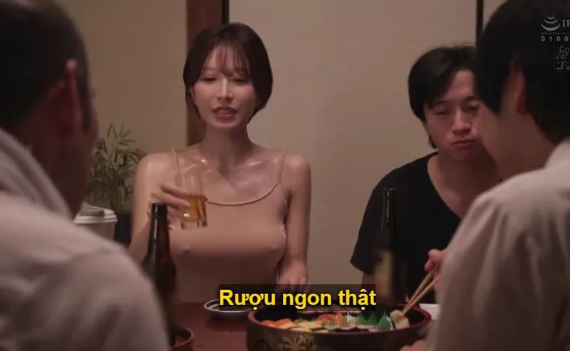 Bà xã gạ trả bài cả gia đình gã chồng vì người chồng dẫn về quê rồi bỏ bê nứng lồn sml